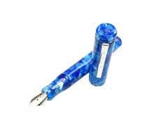 Load image into Gallery viewer, Model pocket 20 Marietta Fountain Pen - Orchid Blue