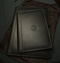 Load image into Gallery viewer, A4 Zippered Padfolio - Seconds